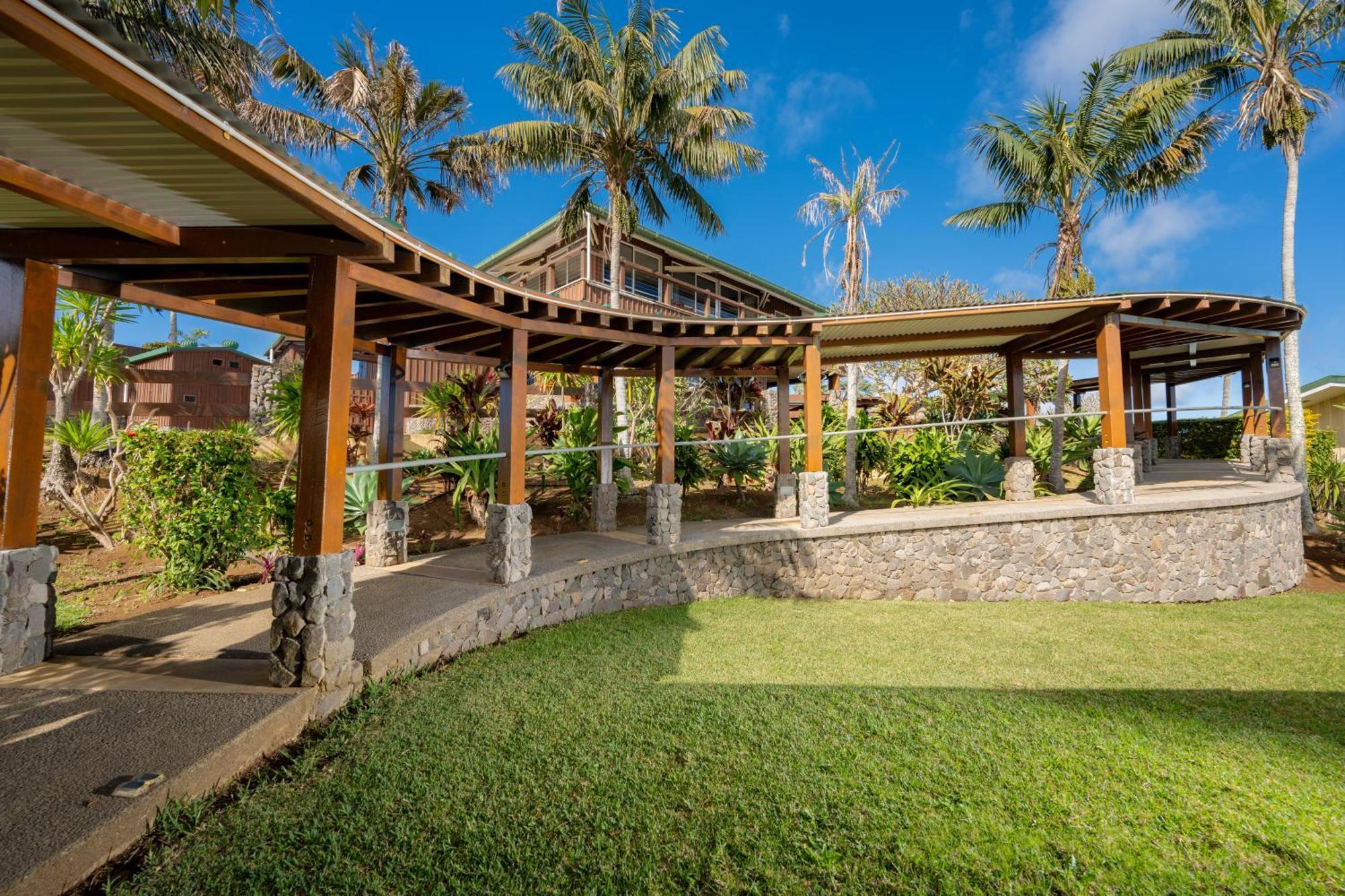 South Pacific Resort Hotel เบิร์นท์ไพน์ ภายนอก รูปภาพ