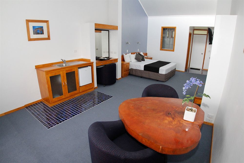 South Pacific Resort Hotel เบิร์นท์ไพน์ ภายนอก รูปภาพ